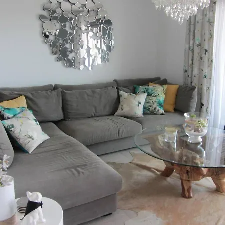 Modern Close To Centre Of Spain *