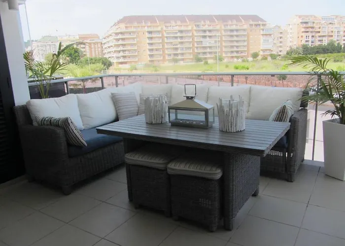 - Sleeps 4 Community Pool & Parking Διαμέρισμα *